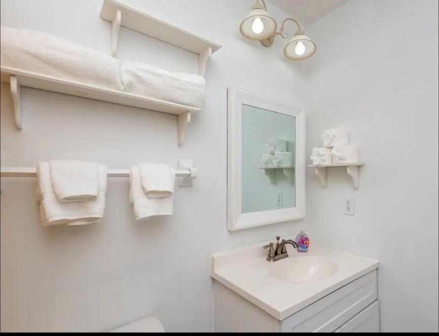 Ferienwohnung 20Min To International Airport! 10Min To Pnc Music! Wifi Charlotte Exterior foto